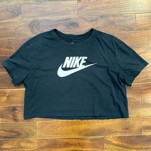 Nike cropped t-shirt